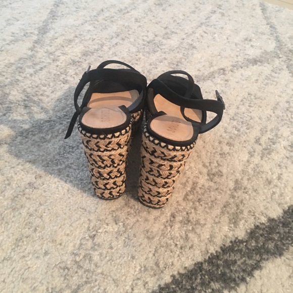 Schutz wedges - Picture 3 of 4